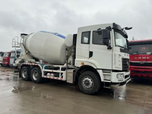 автобетоносмеситель 6х4